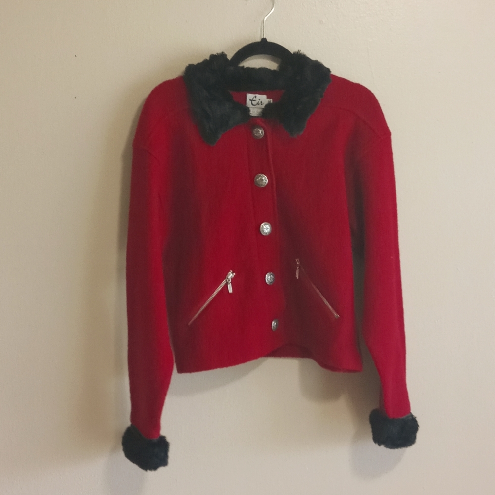 Furry cuff and collar Red Vintage cropped Jacket